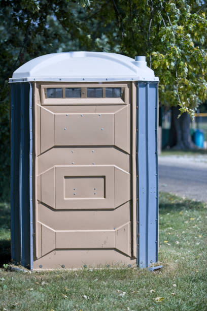 Best Portable restroom trailer rental  in Gateway, AK