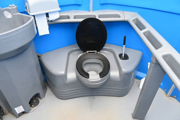 Best Porta potty rental near me  in Gateway, AK